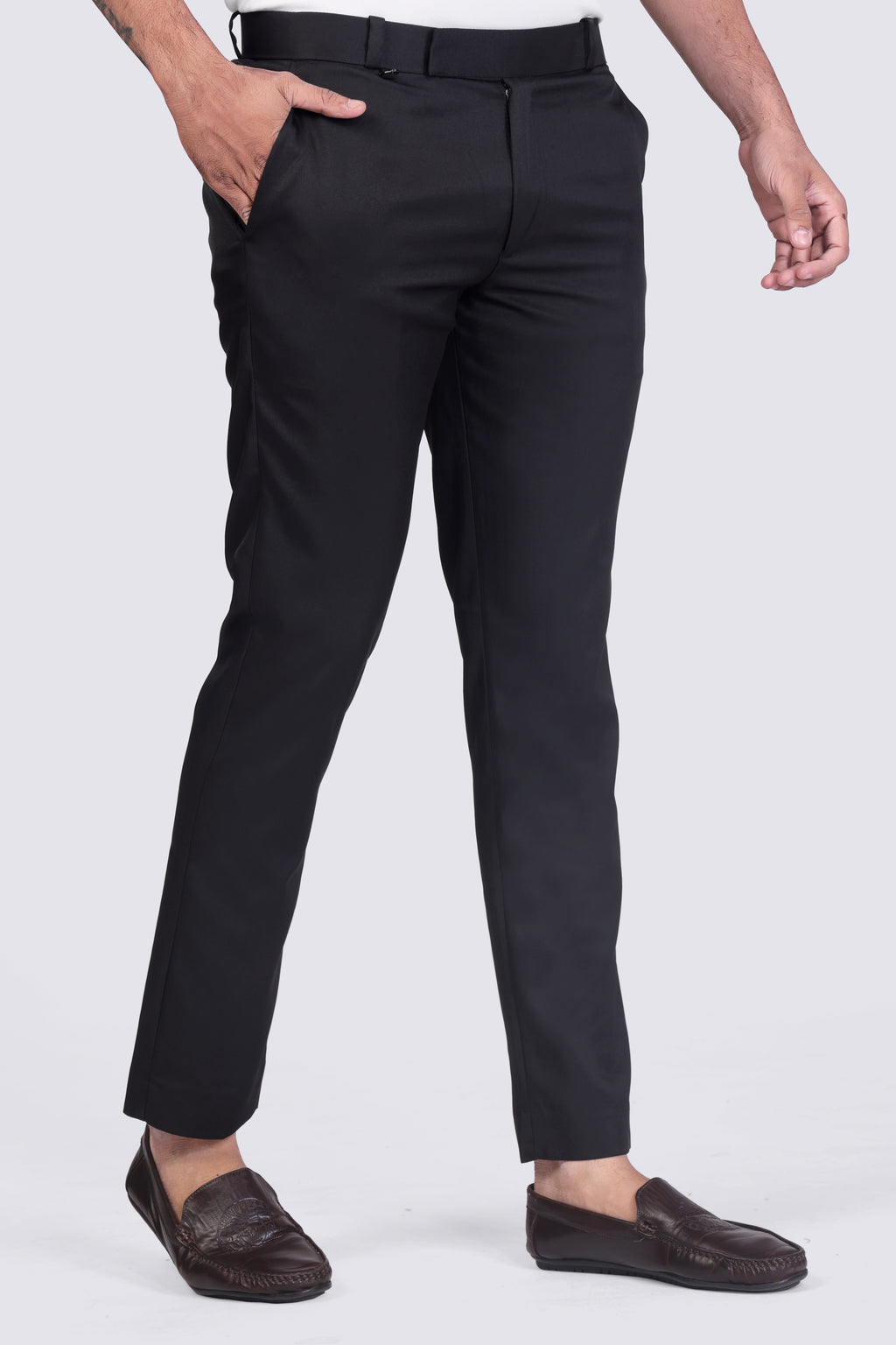 Deep Black Pleated Plain Ankle Length Trousers for Men's