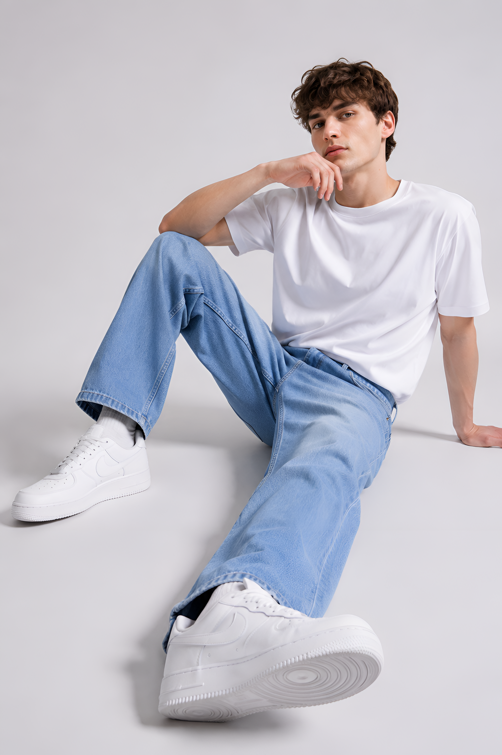 BLUE STRAIGHT FIT DENIM JEANS FOR MEN