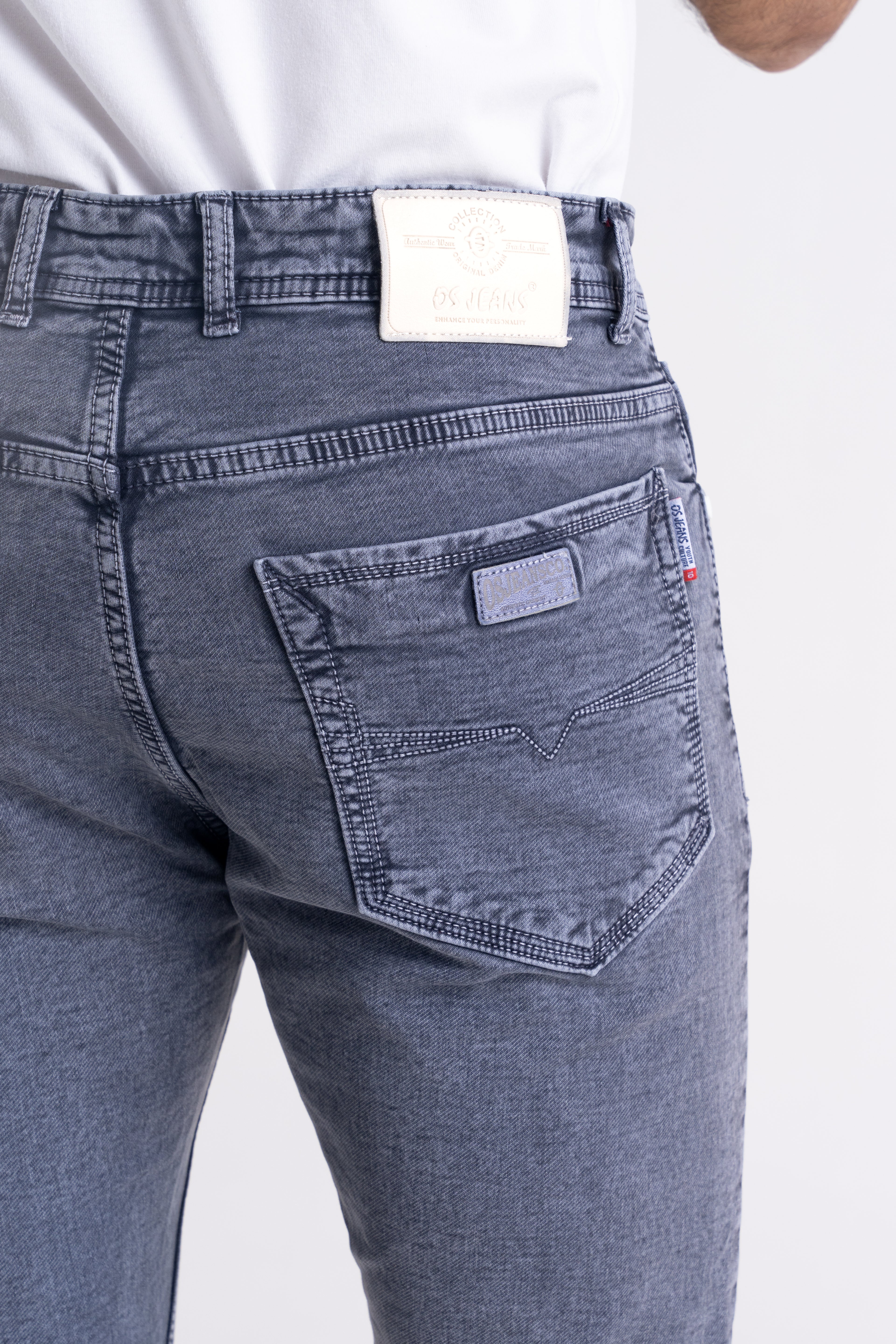 Comfort Fit Jeans