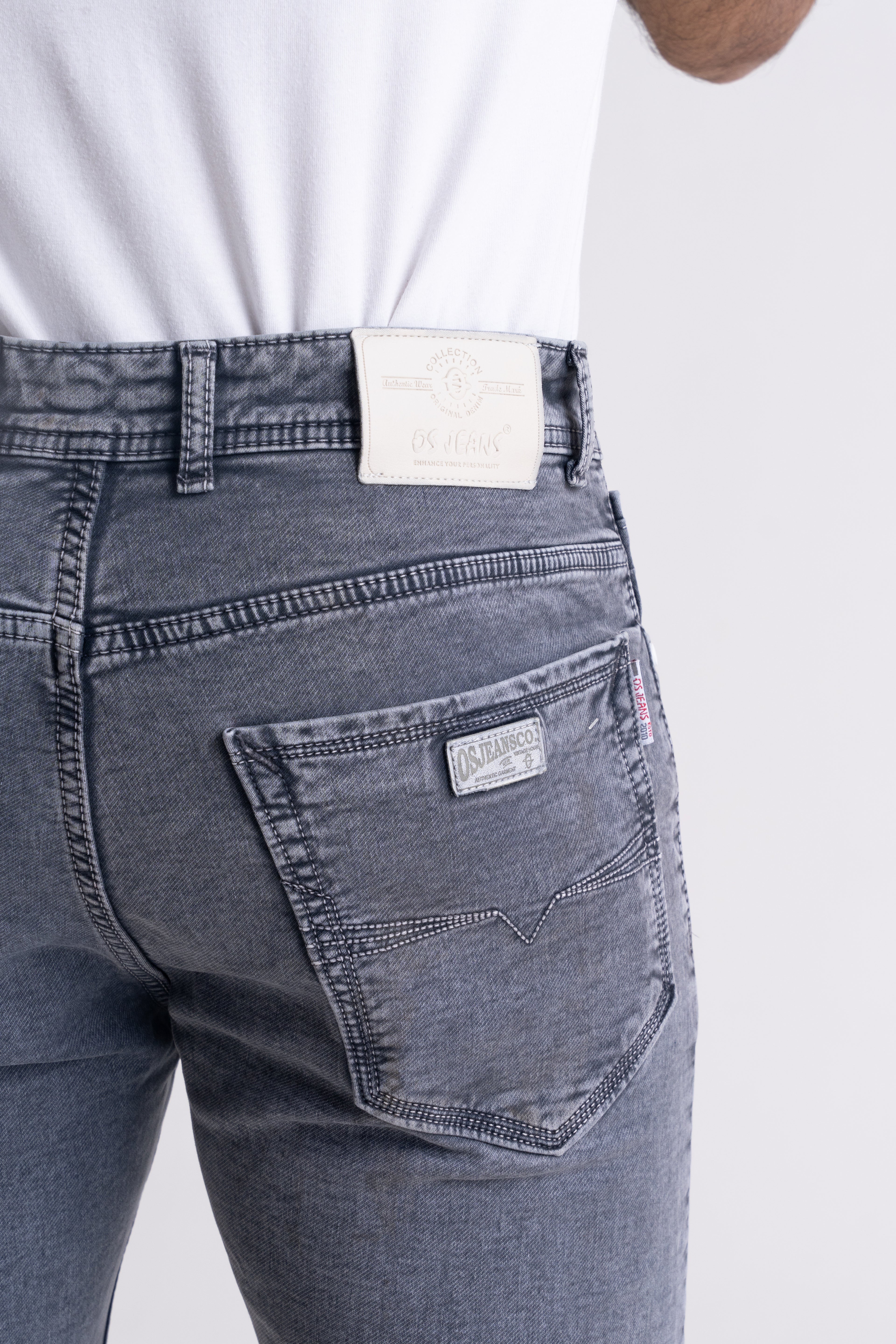 Comfort Fit Jeans