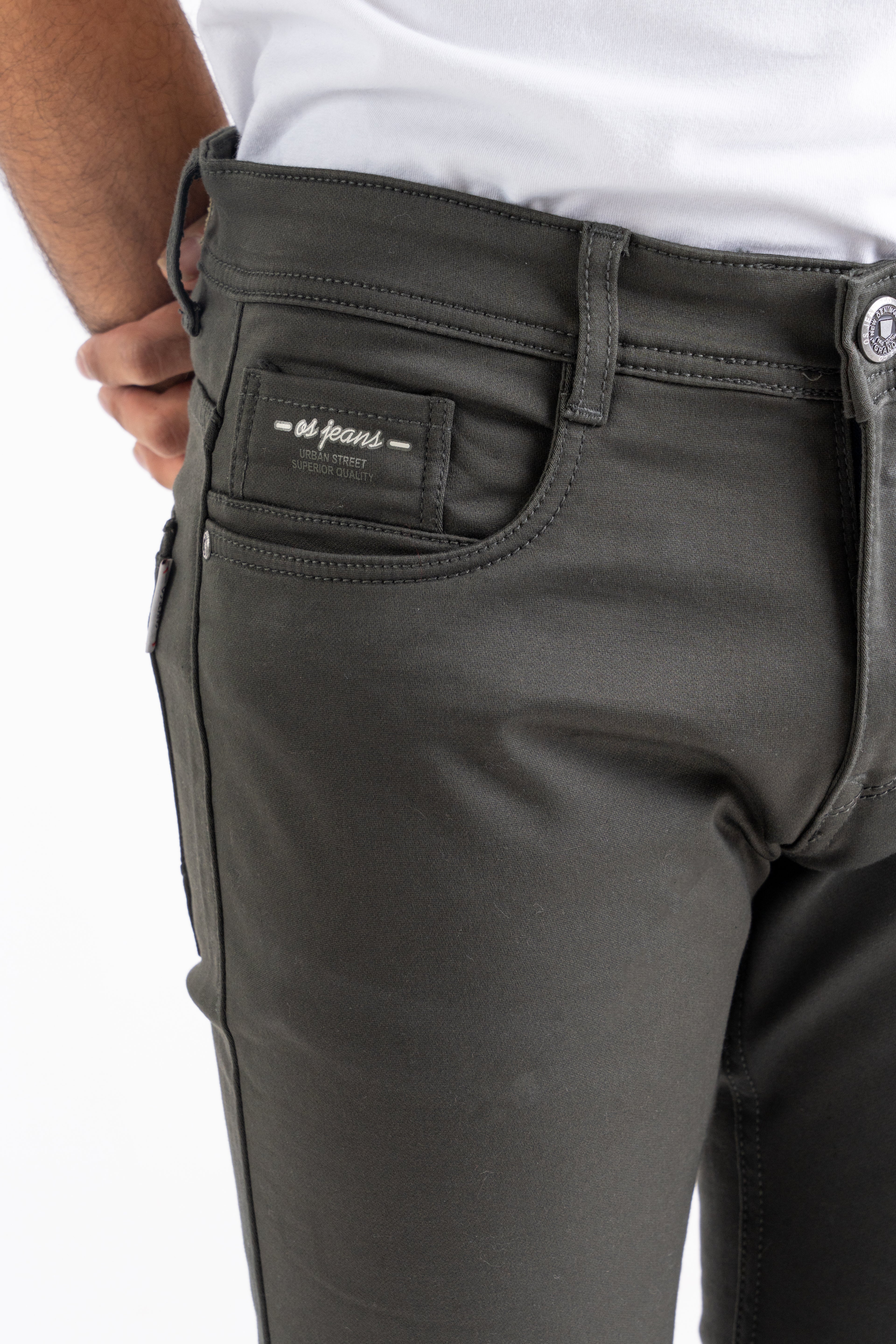 Modern Tapered Fit Jeans