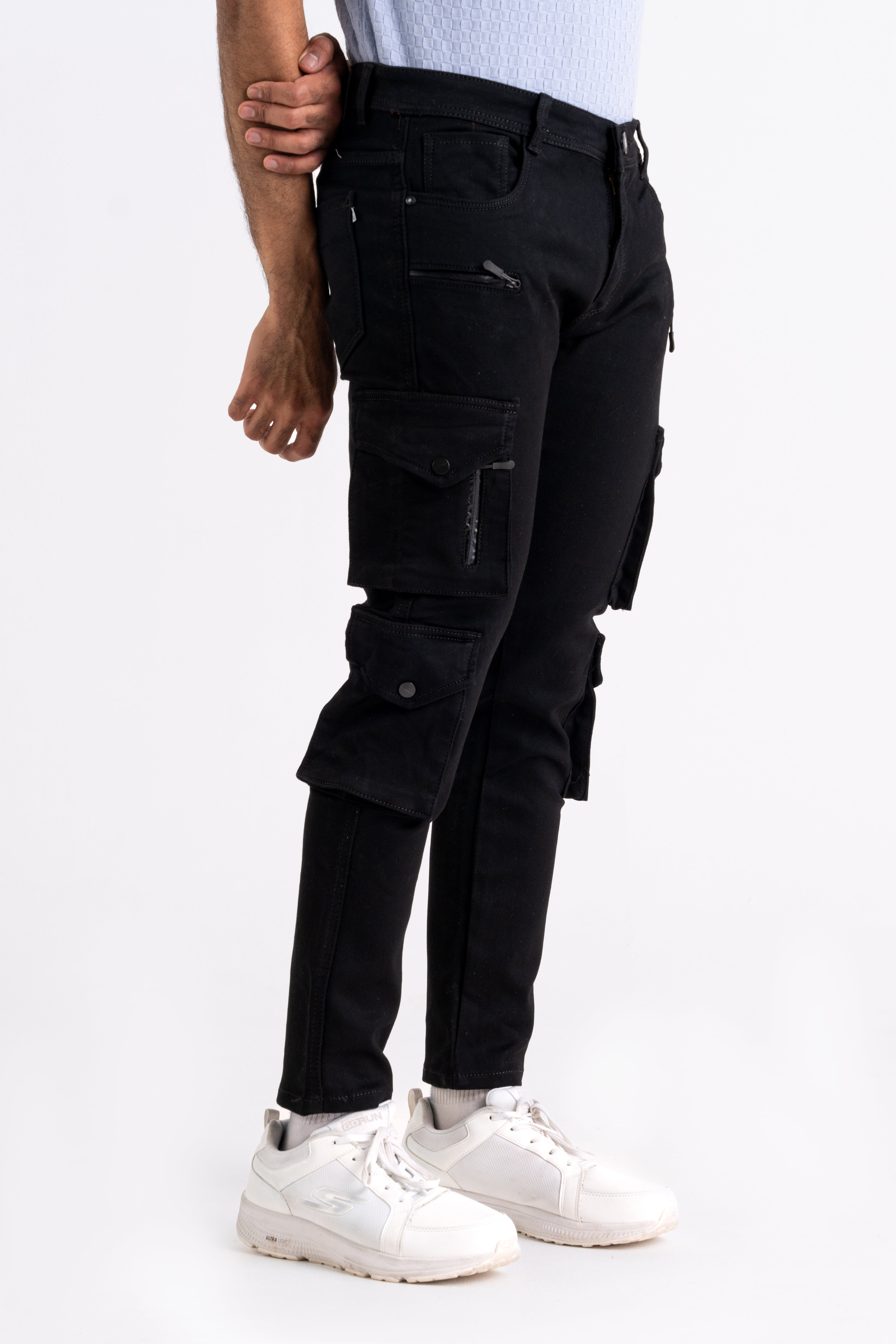 Black 6-Pocket Cargo
