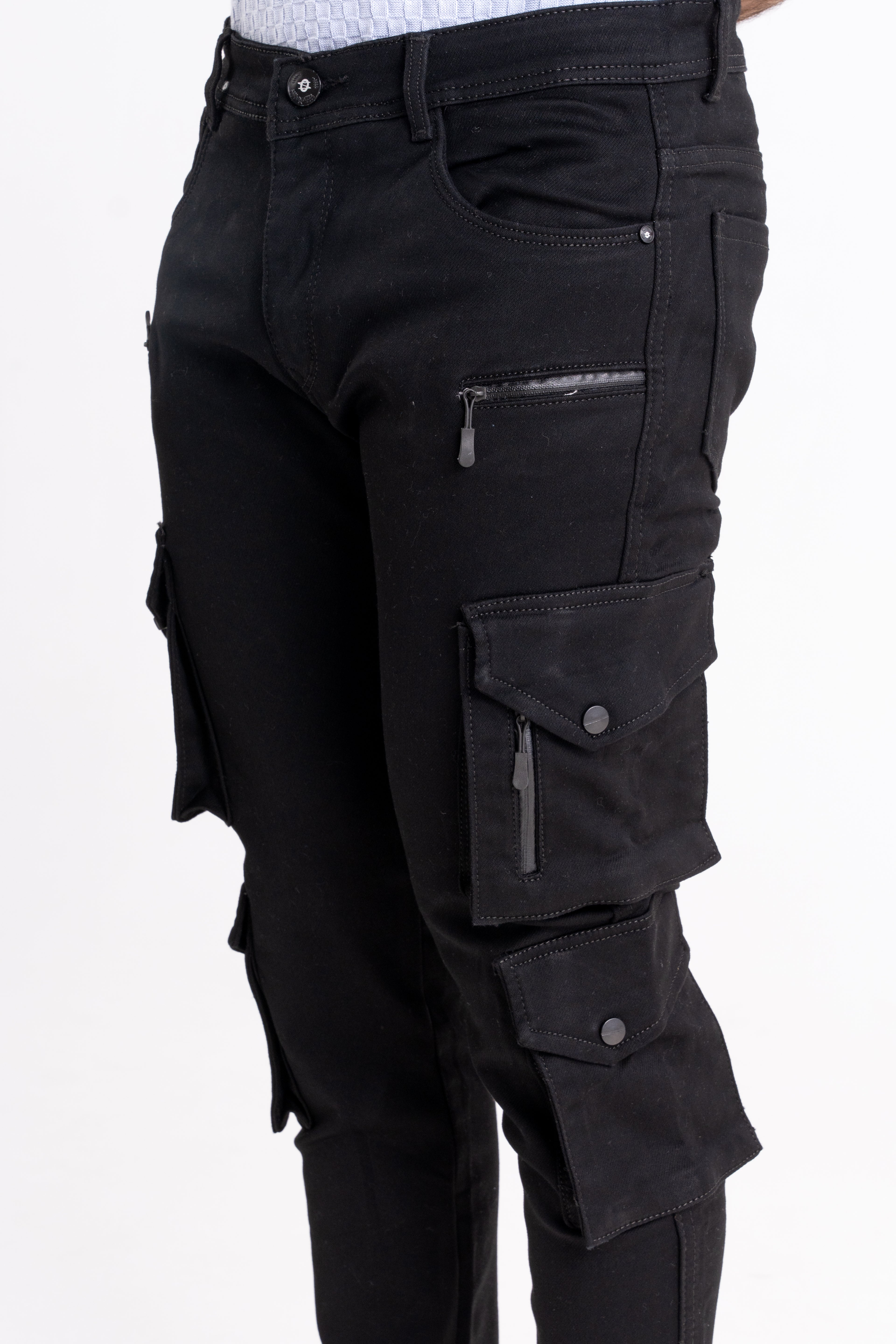 Black 6-Pocket Cargo