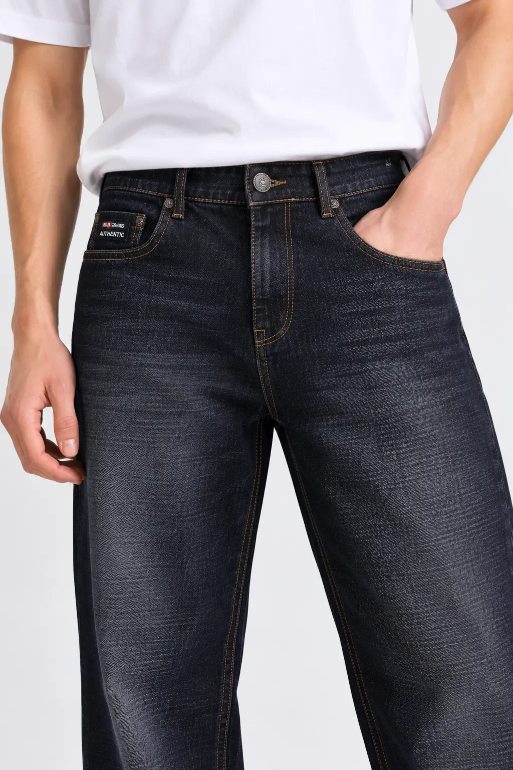 Men's Dark Wash Black Straight Fit Jeans